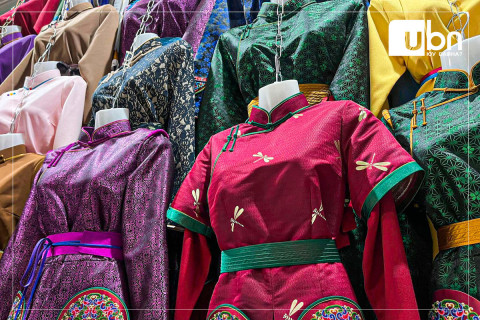 “Хос дээл оёно“ гэх зарын дагуу урьдчилгаа 250 мянган төгрөг шилжүүлж, залилуулжээ