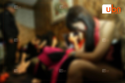 Караокед гадаад иргэдтэй дуу дуулж, архи хундагалж өгөх ажил хийлгэх замаар биеэ үнэлэлт зохион байгуулж байжээ