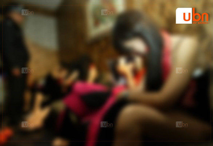 Караокед гадаад иргэдтэй дуу дуулж, архи хундагалж өгөх ажил хийлгэх замаар биеэ үнэлэлт зохион байгуулж байжээ