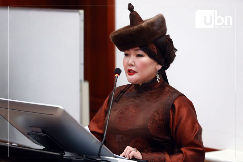 ҮАБЗ-ийн нарийн бичгийн дарга Ц.Хулан дуудаж сануулга өгчээ