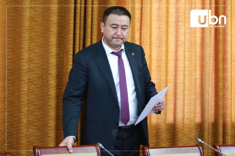 ЮУ БОЛОВ: 10 аймгийн ДЦС барих төсөлд шалгарсан “Бьюксан Инженеринг“ компанийг дампуурлаа зарласных нь дараа “Олоход туслаач“ гэж хүчний байгууллагад хандаж байсан