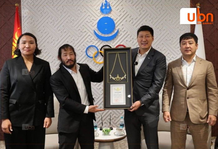 “Physical Asia”-д оролцсон монголын баг, тамирчдад “Алтан од” шагналыг гардууллаа