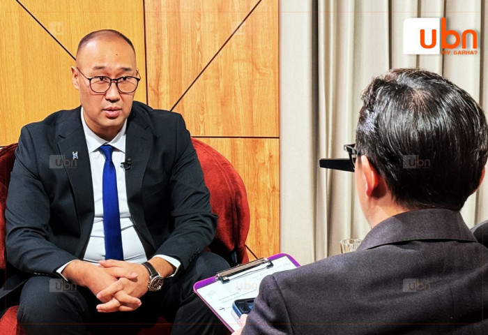 Б.Энхболд: Хүний эрх гэдэг зөвхөн эрх нь зөрчигдсөн хүмүүсийн тухай асуудал биш. Монгол Улсад монгол хүн хэр амьдарч байна вэ гэдгээс эхэлнэ