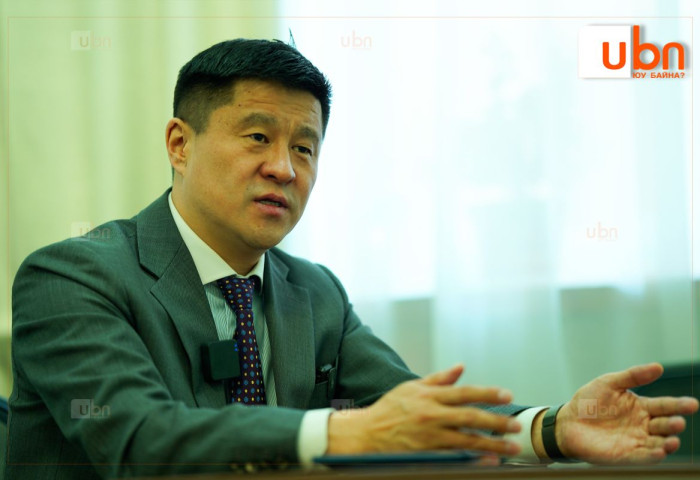 А.Батпүрэв: 2026 онд эдийн засаг гэнэт сайжраад өргөс авсан юм шиг болчихно гэж бодохгүй байна. Инфляц буурах төлөв харагдахгүй байна