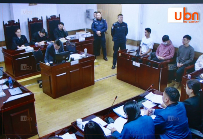 Шүүх хурлыг 22.00 цагт завсарлуулж, маргааш үргэлжлүүлэхээр боллоо