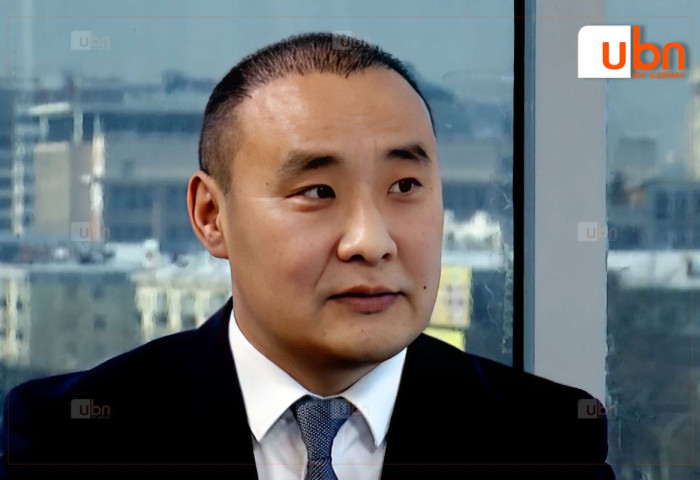 Б.Баяраа: Хуульч биш, хэргийн материал уншаагүй бол битгий сургаар бусдын амьдрал, хувь заяаг шүүгээд бай та нар