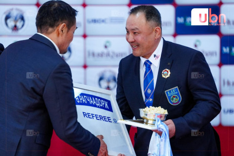 40 гаруй жил жүдо шүүсэн Ө.Рагчаадорж шүүгчийн замналаа өндөрлүүллээ