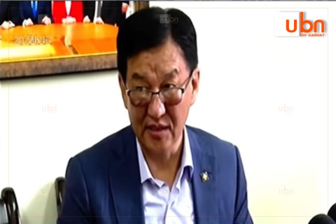 Ц.Даваасүрэн ЭХ-ны сайд байхдаа “Багануурын ЦТС ашиглалтад орвол эрчим хүчний илүүдэл үүсэж, системийн доголдол үүснэ“ гэж ярьж байжээ