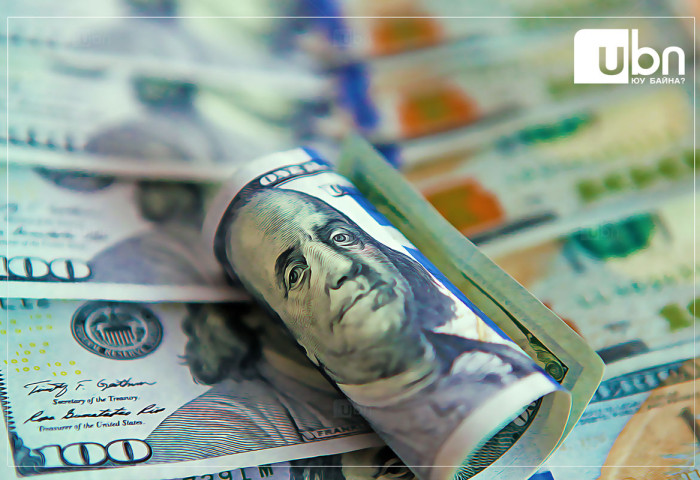 Валют солиулахаар 244 сая төгрөг шилжүүлж, залилуулжээ