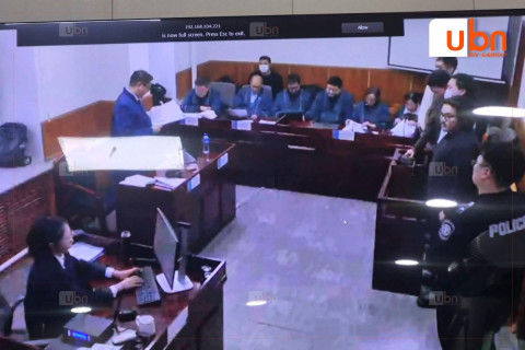 ПРОКУРОР: Д.Саяннямбуугийн биед ХҮНДЭВТЭР, Ц.Санжаачойпэлийн эрүүл мэндэд ХӨНГӨН гэмтэл учирсан