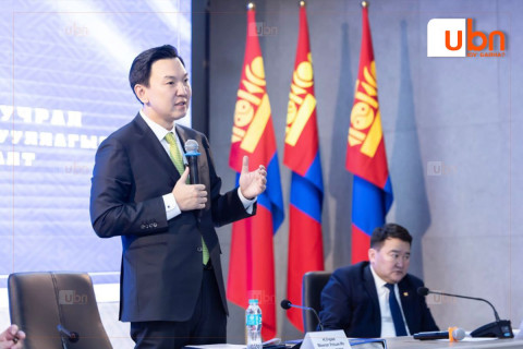 Н.Учрал: Аймгуудын эдийн засгийн бие даасан байдлыг нэмэгдүүлж, эрх мэдлийг орон нутагт шилжүүлнэ