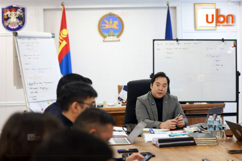 А.Баяр: Зах, худалдааны төвүүдийг уртасгасан цагаар ажиллуулах боломжийг судална