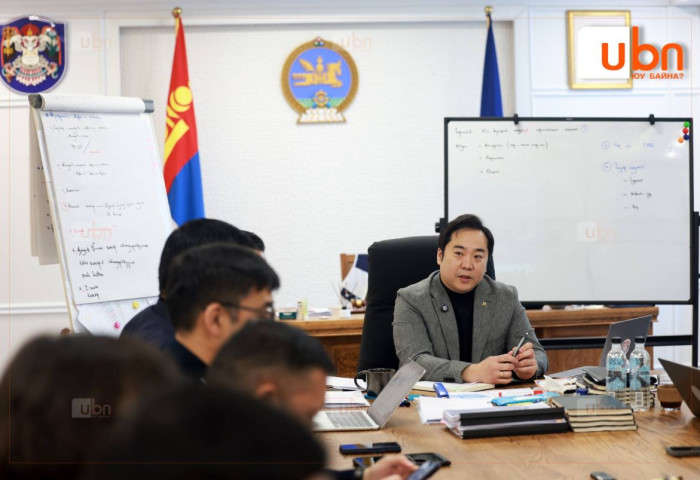 А.Баяр: Зах, худалдааны төвүүдийг уртасгасан цагаар ажиллуулах боломжийг судална