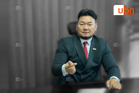 Б.Эрдэнэсүхийг хүн алахыг завдах, хүчиндэх, бэлгийн дур хүслээ ёс бусаар хангах зэрэг хэргээр нэмж шалгаж байна