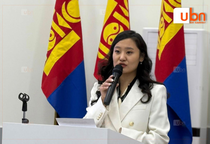 ХЭЛЭЛЦҮҮЛЭГ: Өсвөр үеийн охидын төрөлтийн түвшин жил бүр тогтвортой буурч байна