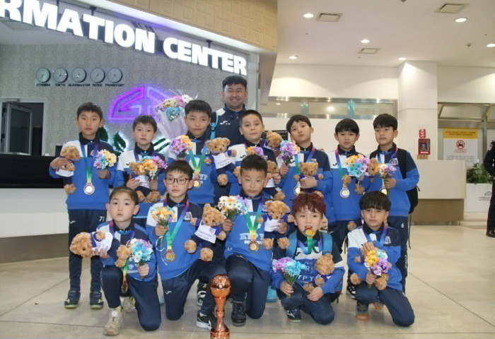 “Дэрэн” клубийн өсвөрийн тамирчид “Yangshuo cup-2026” олон улсын цомын тэмцээнээс хүрэл медаль, цом хүртлээ