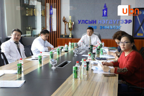 Улсын нэгдүгээр төв эмнэлгийн захирал Н.Лхажий өөрийн хүсэлтээр ажлаасаа чөлөөлөгдлөө