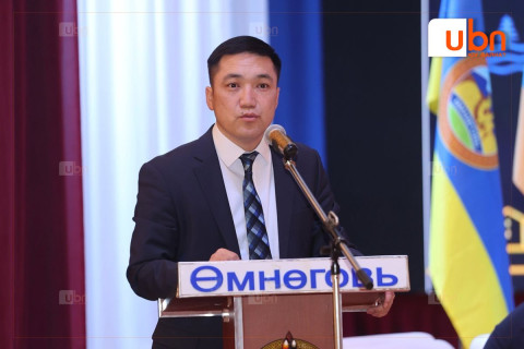 Өмнөговь аймгийн Засаг дарга Н.Энхбатад ХИЛИЙН ХОРИГ тавьжээ