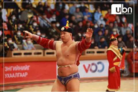 Дашчойлин хийдийн нэрэмжит 256 бөхийн барилдаан болно