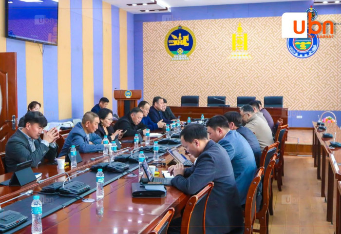 УВС АЙМГИЙН ИТХ-ЫН ХОРОО: Аймгийн Засаг даргад нэр дэвшүүлэлт тэргүүтэй маргаашийн ИТХ-д оруулах асуудлаа хэлэлцэж байна