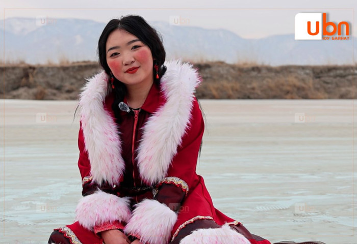 ТҮҮНИЙ ТУХАЙ: Улаан хацар, дархад аялгаа трэнд болгож, монгол ахуй, өв соёлоо сурталчилдаг ДАРХАД ОХИН Г.АГЬЕЭЙ