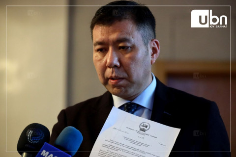 “Смарт Эко Транс” компани болон “Админерал“ компани нэг өдөр байгуулагдсан нь анхаарал татаж байна“