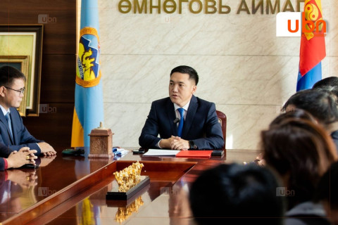 Өмнөговь аймгийн Засаг дарга Н.Энхбатын АТГ-д шалгагдаж буй хэргийн талаар ХЗДХ-ийн сайд Б.Энхбаяр “ам нээв“