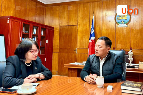 АН-ын дарга О.Цогтгэрэл УИХ-ын гишүүн Ц.Мөнхтуяад САНУУЛГА өглөө