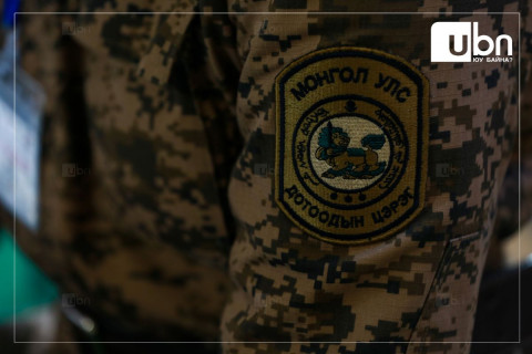 Дотоодын цэргийн 05 дугаар ангид хугацаат цэргийн алба хаагч нэгнийгээ хайчаар гэмтээжээ