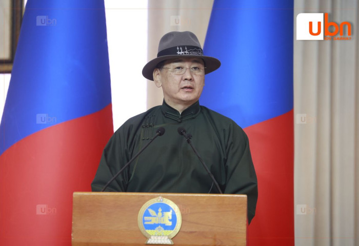 Ерөнхийлөгч У.Хүрэлсүх 10 цагт төрийн өндөр дээд цол, одон медаль гардуулна