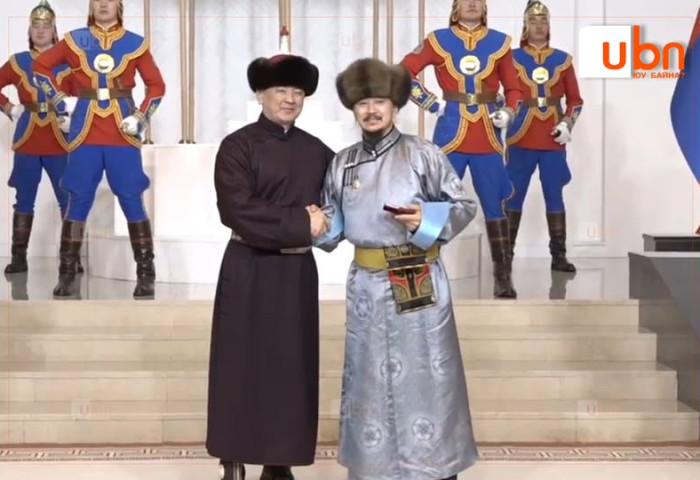 “The Hu” хамтлагийн хөгжимчин Г.Нямжанцанд МУГЖ цол хүртээлээ