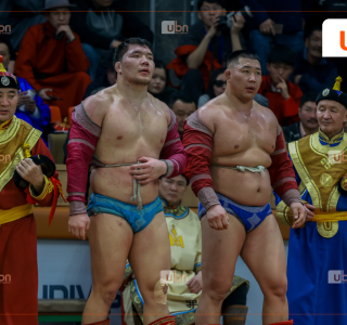 Сар шинийн барилдаанд Улсын заан М.Лхагвагэрэл түрүүлж, Улсын аварга О.Хангай үзүүрлэлээ