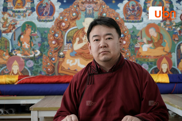 Ц.Шийрэвчогдон: Монголчууд хамгийн үнэтэй байгалийн цэвэр үнэт эрдэнэсээрээ бурхан шүтээнээ урлаж ирсэн ард түмэн