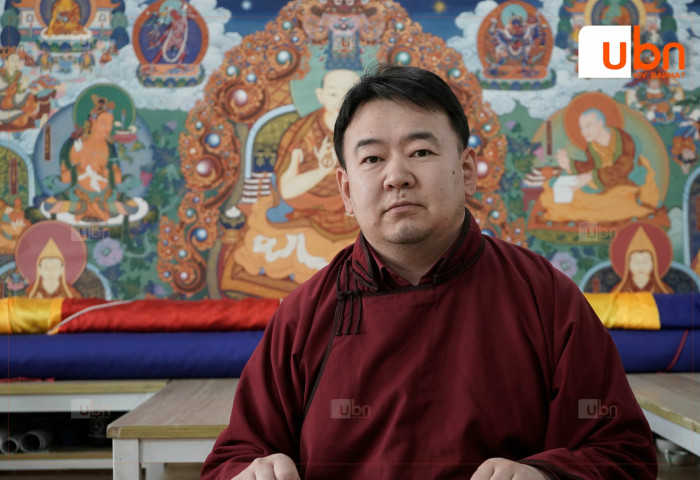 Ц.Шийрэвчогдон: Монголчууд хамгийн үнэтэй байгалийн цэвэр үнэт эрдэнэсээрээ бурхан шүтээнээ урлаж ирсэн ард түмэн