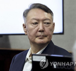 БНСУ-ын Ерөнхийлөгч асан Юн Сук Ёлд бүх насаар нь хорих ял оноолоо