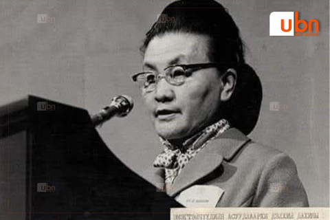 Төрийн шагналт, зохиолч, яруу найрагч С.Удвал мэндэлсний 105 жилийн ой тохиож байна