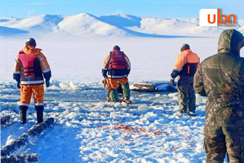 Автомашинтай зорчиж явсан дөрвөн иргэн Буйр нуурт живж, нас баржээ