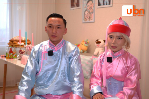 “ЯГААН“ ГЭР БҮЛИЙН ЭЗЭГТЭЙ: “Нөхрөө дарангуйлж, хүчирхийлдэг юм байна“ гэх сэтгэгдлүүд их ирсэн. Манай гэр бүлд ямар ч хүчирхийлэл байхгүй