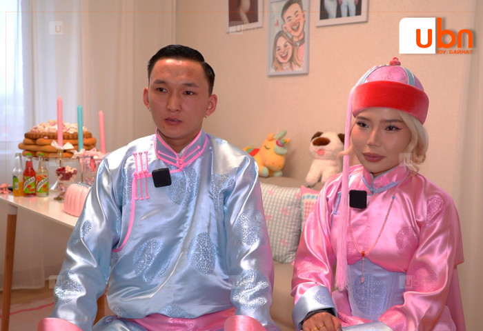 “ЯГААН“ ГЭР БҮЛИЙН ЭЗЭГТЭЙ: “Нөхрөө дарангуйлж, хүчирхийлдэг юм байна“ гэх сэтгэгдлүүд их ирсэн. Манай гэр бүлд ямар ч хүчирхийлэл байхгүй