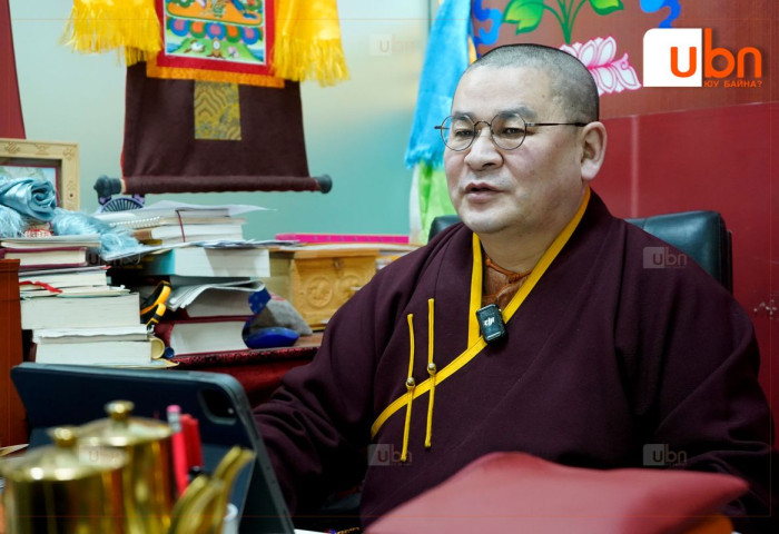 Ч.Очирбат: 33-ны мөчлөг зарим хүнд хатуу ордог тул биеэ урвуулж, хөгшин болох, кардон цаасан дээр таяг тулж хааяа нэг тулж алхах мэтээр цээрээ гаргана