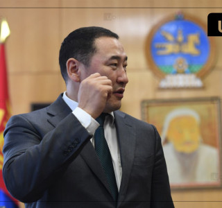 УИХ-ын гишүүн асан Ж.Мөнхбат мөрдөн байцаалтын явцад оргон зугтсан тул ирсэн даруйд нь ХИЛИЙН ХОРИГ тогтоожээ