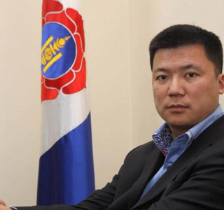 Ерөнхийлөгч У.Хүрэлсүх гэр бүлийн хүчирхийллийн хэрэгт нэр холбогдсон Г.Тэнгэрийг Элчин сайдаар томилох зарлиг гаргахаас ТАТГАЛЗЖЭЭ