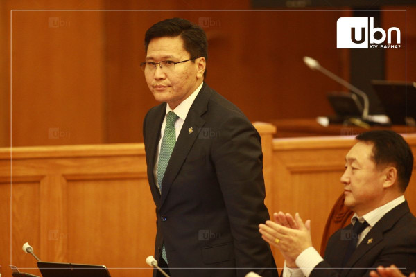 Т.Аюурсайхан: Л.Оюун-Эрдэнэ захиалж, намайг хилсээр нүүрсний хэргээр яллуулсан