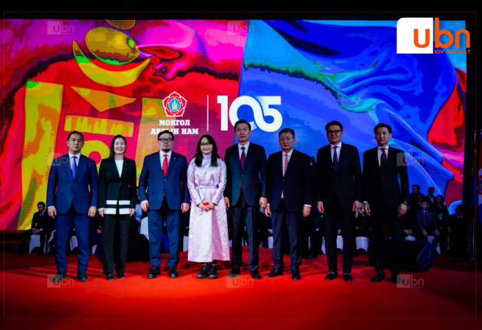 Нийтлэлч Б.Болор-Эрдэнэ, малчин Х.Эрдэнэбулган, 18 настай оюутан С.Сувд нар МАН-д элслээ