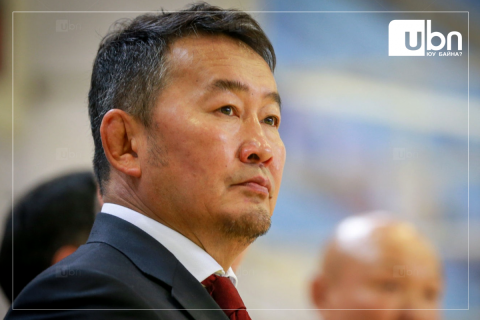 Х.Баттулга ҮХЦ-д иргэнээр гомдол гаргуулан дахин нэр дэвших эрхээ олж авах санаатай яваа талаар Э.Бат-Үүл “жиргэв“