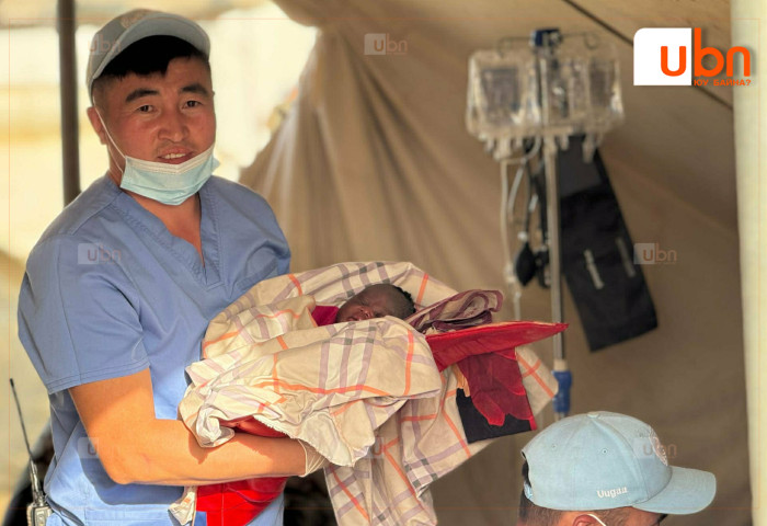 ​​​​​​​Монгол цэргүүд 1400 гаруй иргэнийг хамгаалалтад авч, эх нярайг эсэн мэнд амаржууллаа