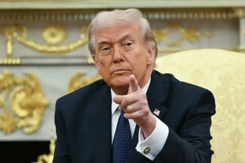 ДОНАЛД ТРАМП: Шаардлагатай бол АНУ-ын тэнгисийн цэргийн хүчин Ормузын хоолойд хөлөг онгоцуудыг дагалдуулна