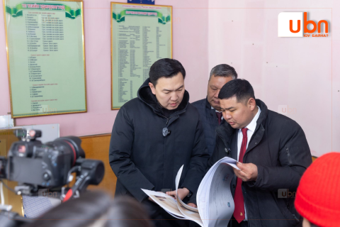 УИХ-ын дарга Н.Учрал Сэлэнгэ аймгийн Алтанбулаг сумаас төвийн бүсийн иргэдтэй хийх уулзалтаа эхлүүллээ