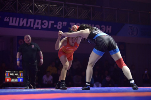 Хөнгөн жингийн аваргаар М.Мөнхгэрэл тодорлоо