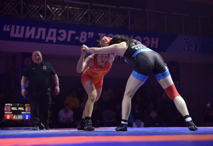 Хөнгөн жингийн аваргаар М.Мөнхгэрэл тодорлоо